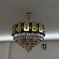 لوستر کریستالی با بدنه استیل