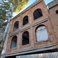 اجرای نمای ترکیبی و آجری(چسبی و دوغابی)