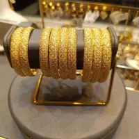 گالری طلای قادری|جواهرات|اصفهان, شیخ طوسی|دیوار