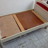 تخت خواب بچه