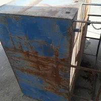 تانکر آهنی چهار گوشه|ماشین‌آلات صنعتی|بانه, |دیوار