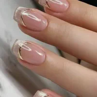 مدل برای کاشت و ترمیم ناخن