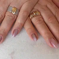 تخفیف ویژه شب یلدا برای خدمات ناخن|خدمات آرایشگری و زیبایی|شاهینشهر, خبرنگار|دیوار