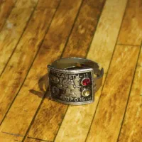 انگشتر قدیمی ۱۹۷۹