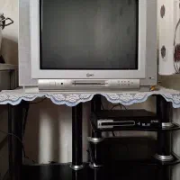 فروش تلویزیون ۲۱اینچ الجی ودستگاه دیجیتال ومیز