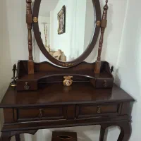 تشک تختخواب 2 نفره وآینه وکنسول