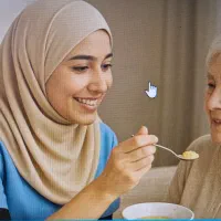 نیازمند پرستار جهت نگهداری خانم سالمند