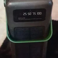 پاور بانک ۸۰۰۰۰۰ با قابلیت پنل خورشیدی