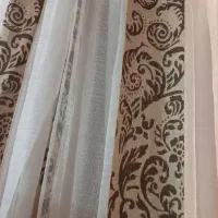 پرده حریر طرح دار عرض ۲/۳۰ و ارتفاع ۲/۸۰|پرده، رانر، رومیزی|اصفهان, کوی امیریه|دیوار