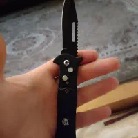 چاقوی ضامن دار سیاه