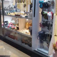 ویترین کامل فروشگاه