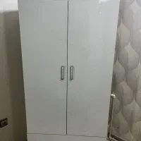 کمد و کتابخانه