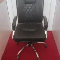 صندلی چرخدار اداری
