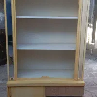 کمد کتابی همراه با کشو