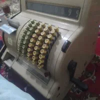 صندوق قدیمی فروشگاهی