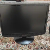 دو عدد مانیتور