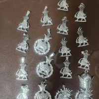 پلاک و زنجیر