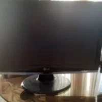 دو عدد مانیتور ال جی کارکرده  سالم