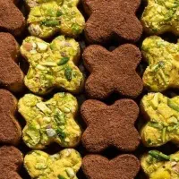 استخدام خانوم جوان در شیرینی پزی