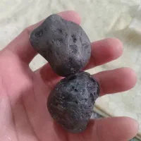 سنگ های مشکوک به شهاب سنگ تست نشده