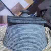 دیگ تمام سنگی ( سنتی .قدیمی)