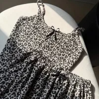 تاش شلوارک پلنگی|لباس|بافق, |دیوار