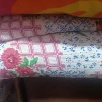 ۵ تا تشک پنبه ای یک  نفره و بالشت لوله ای|رختخواب، بالش، پتو|اهواز, کوی مهدیس|دیوار