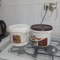 سطل ۱۲ و۷ کیلویی|ظروف نگهدارنده، پلاستیکی، یک‌بارمصرف|زنجان, |دیوار