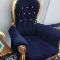 مبل نیمه سلطنتی