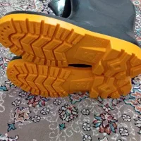 چکمه|کیف، کفش، کمربند|سبزوار, قصبه شرقی|دیوار