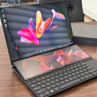 ASUS Zenbook Pro 14 Duo UX8402V