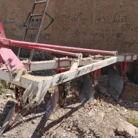 گاو آهن و خاک ورز