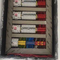 سیمکشی برق ساختمان، برقکار سه فاز و تکفاز تجاری و.