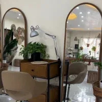 لوازم و‌ تجهیزات سالن زیبایی