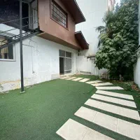 اجاره ملک ویلایی قدیمی بر میدان مادر