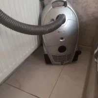 جارو برقی Roben