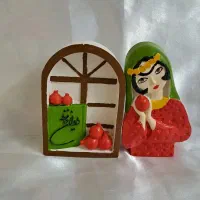 خاتون و طاقچه یلدایی