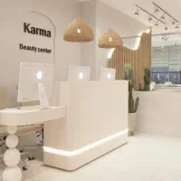 صندوقدار سالن زیبایی