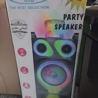 فروش اسپیکر قوی در حد نو،دارای میکروفن،بلوتوث و..