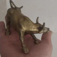 مجسمه برنجی