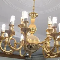 لوستر خراب  وقدیمی طلایی|لوستر و چراغ آویز|شیراز, شهرک امیر کبیر|دیوار