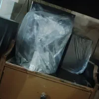 یک‌عدد‌کامپیوتر‌موجود‌است‌هر‌کس‌که‌خواست‌پیام‌بده|رایانه رومیزی|زابل, |دیوار