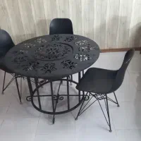 میز آتش دان به همراه چهار عدد صندلی