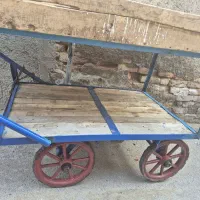 یک عددفرقون ۴چرخ سالم