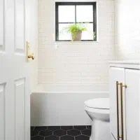 کاشی کار حرفه ای ۲۰ سال سابقه