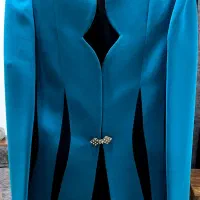 لباس مجلسی فقط یکبار پوشیده شده