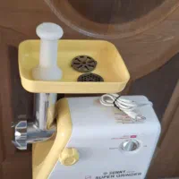 چرخ گوشت (سالم و تمیز)-شهرک سیمرغ