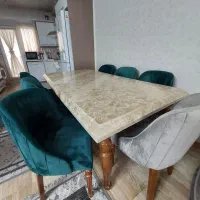 میز نهارخوری ۸ نفری در حد نو