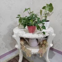 میز گرد دو طبقه