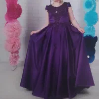 لباس مجلسی دخترانه، فقط یک شب چند ساعت پوشیده شده